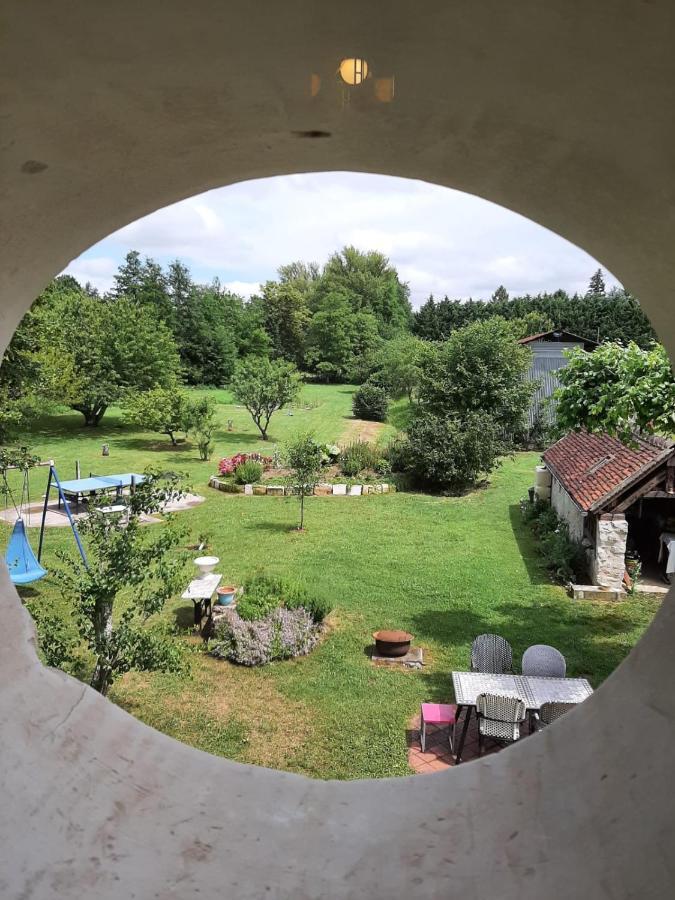 Bed and Breakfast Le Moulin Bleu Seigy Экстерьер фото