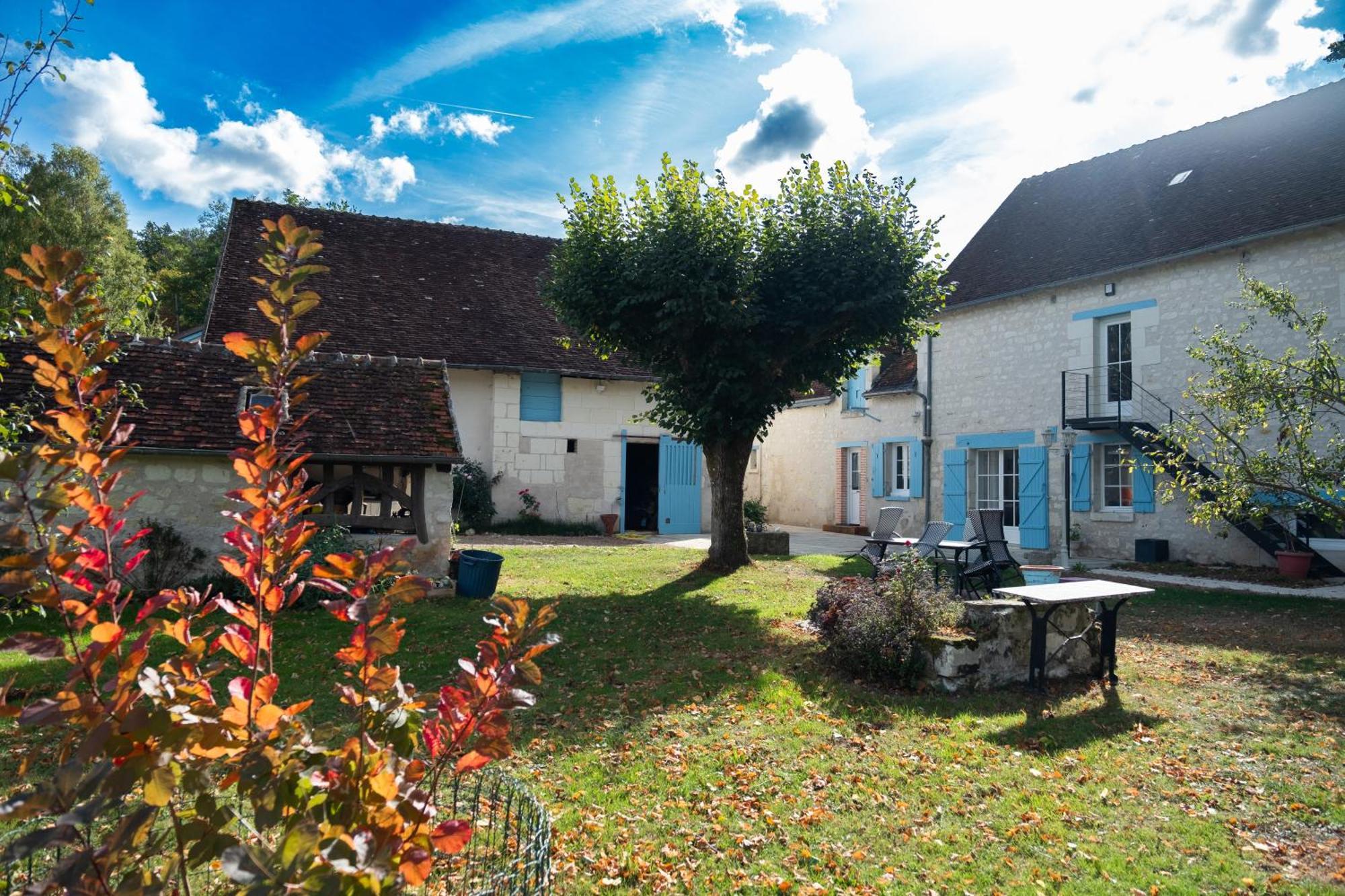 Bed and Breakfast Le Moulin Bleu Seigy Экстерьер фото